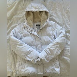Abercrombie & Fitch Womens Small White Ultra Puffer Jacket